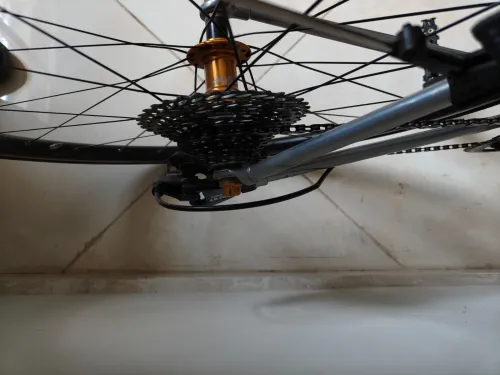 Vélo haut de gamme fait à la main