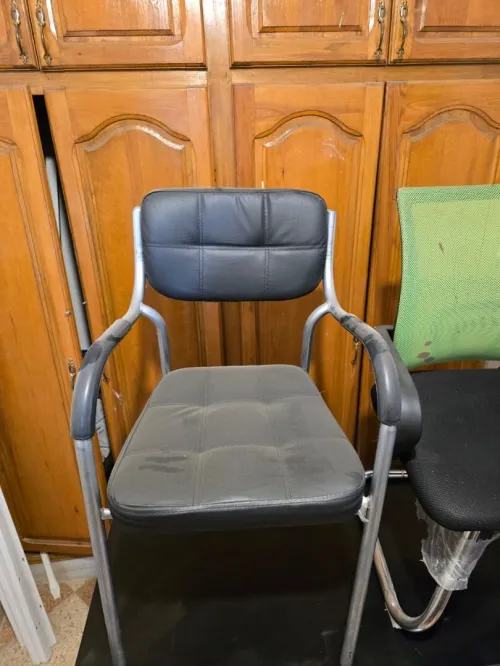 Bureaux et chaise