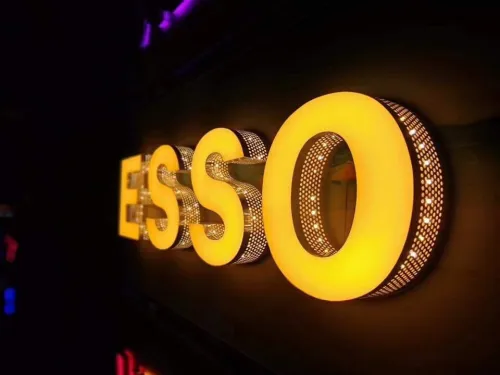 Panneau publicitaire Lumineuse Enseigne forex alucobond