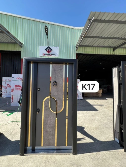 porte blindée extérieur et porte intérieur 