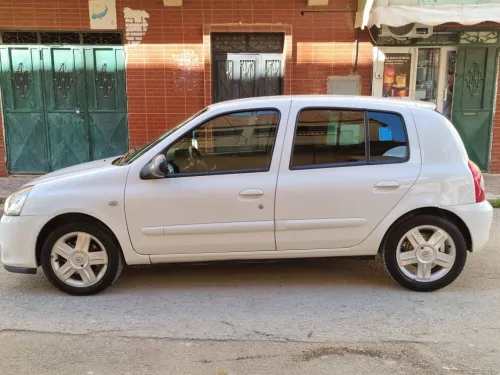 Renault Clio Campus 2015 Mangol