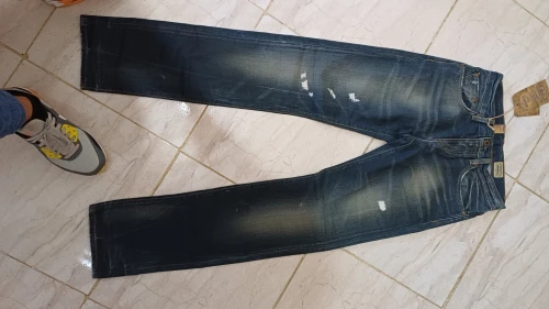 Jean djide taille 27 