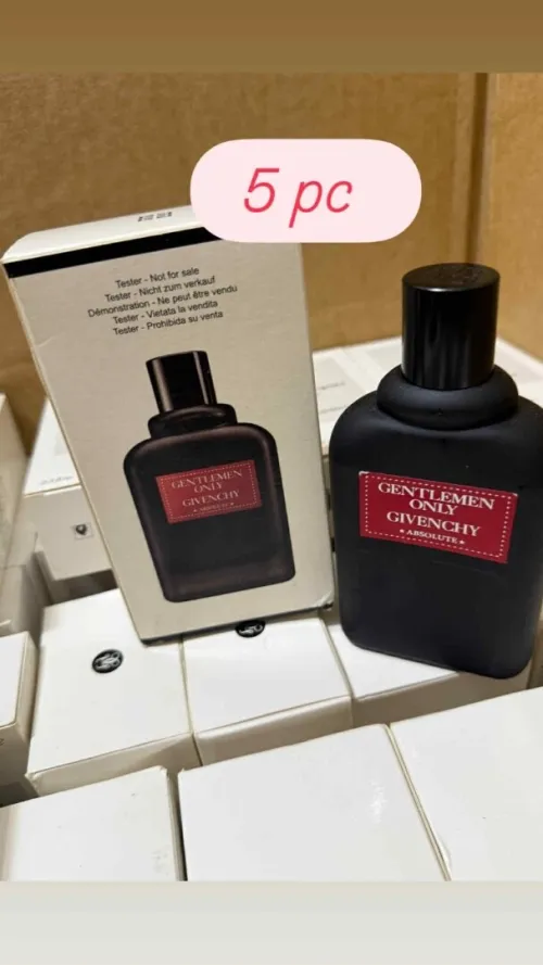 عطور نسائية و رجالية للبيع 