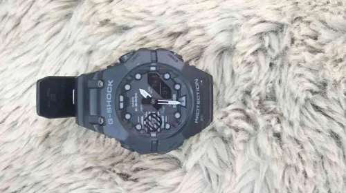 ساعة Casio G-Shock أصلية  تصميم رياضي مقاوم للصدمات والماء