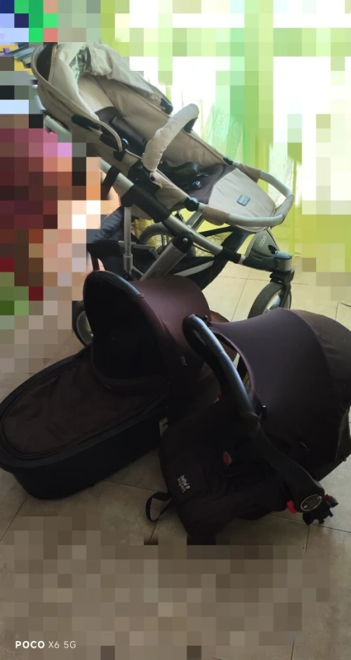 Poussette cobra bébé 9 avec siège auto et nacelle 
