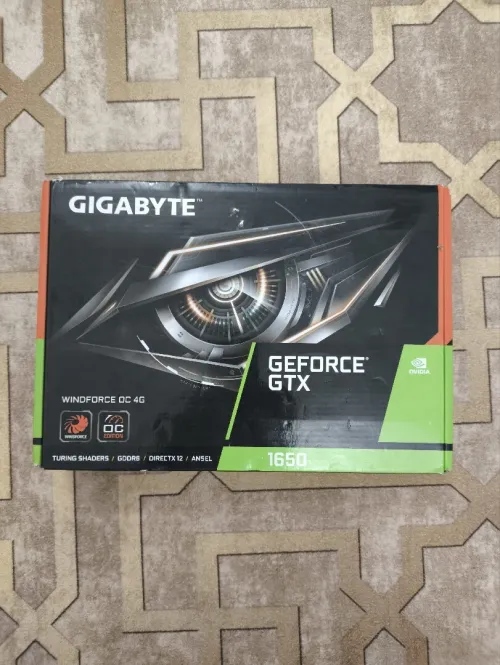 Gigabyte GTX 1650 gddr6 avec boite