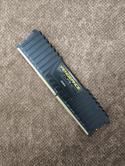 Ram Corsair 8gb 3200mhz