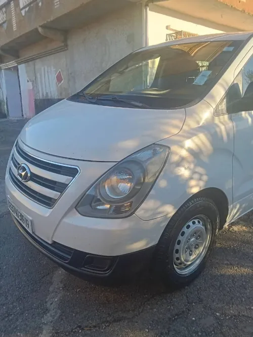 Hyundai H1 2019 vitré 2P