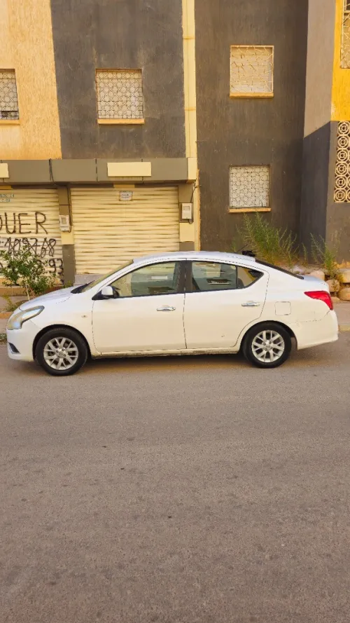 Nissan Sunny 2015 N17