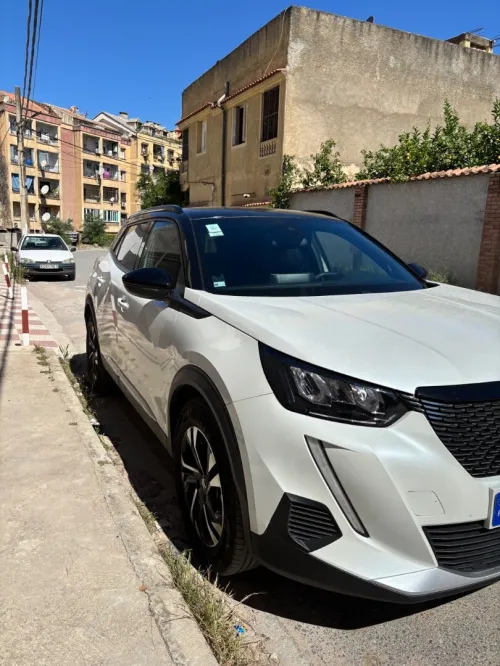 Peugeot 2008 2023 Allure Pack