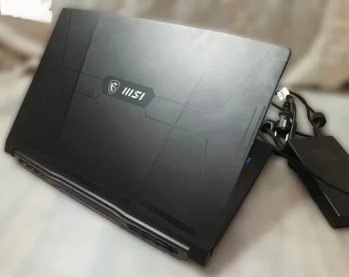 GAMER PC PORTABLE MSI CROSSHAIR 15