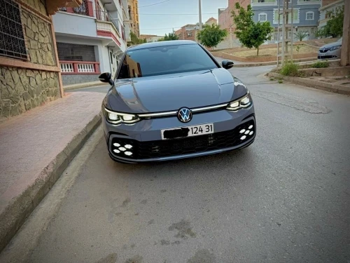 Volkswagen Golf 8 2024 Pro R-line