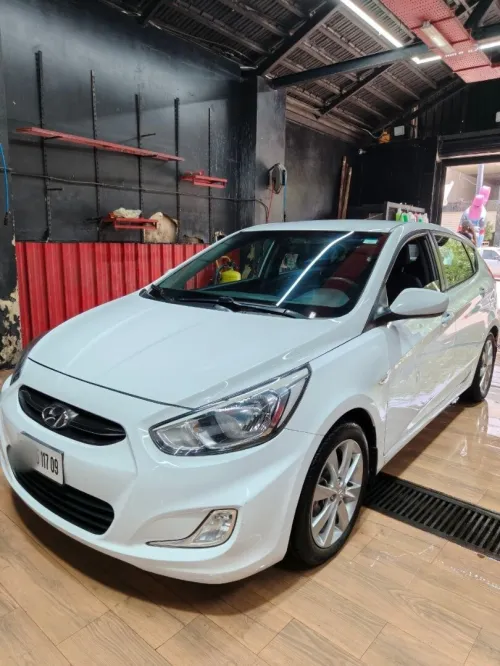 Hyundai Accent RB  5 portes 2017 