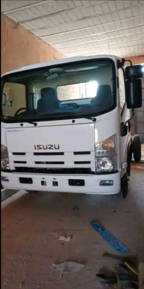 Isuzu Npr71 