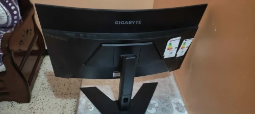 MONITEURE GIGABYTE M32QC 2K-VA-165HZ - 1MS - HDR