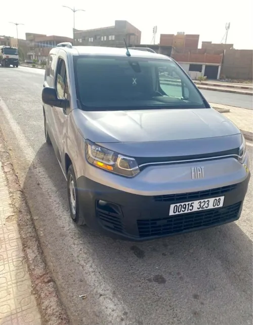 Fiat Doblo 2023 Italie 2