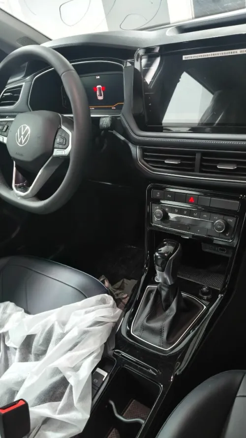 Volkswagen Tahru 2025 Xr turbou 160