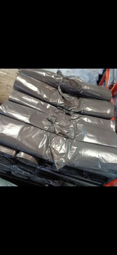 Fabrication des sacs poubelles 