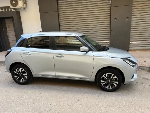 Suzuki Swift 2024 GL Plus 