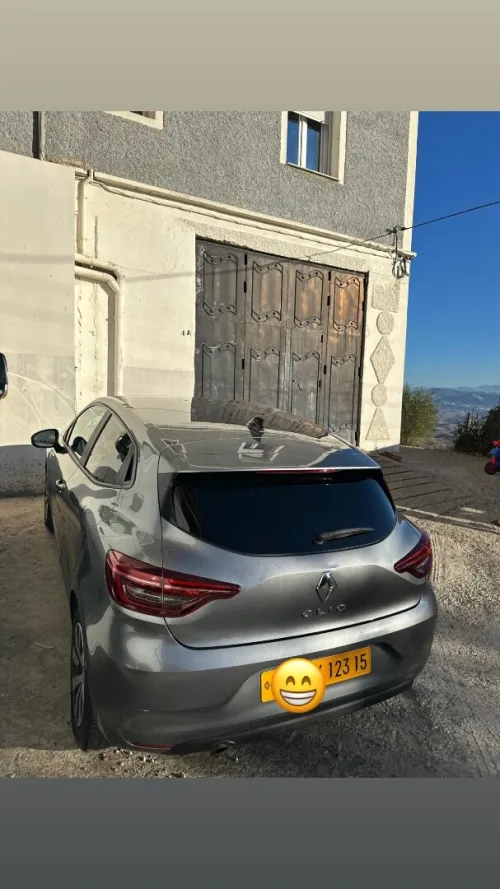 Renault Clio 5  2023 Evolution