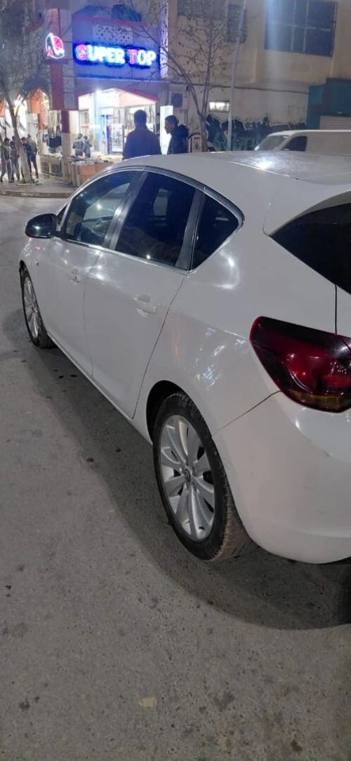 Opel Astra 2012 SPORT