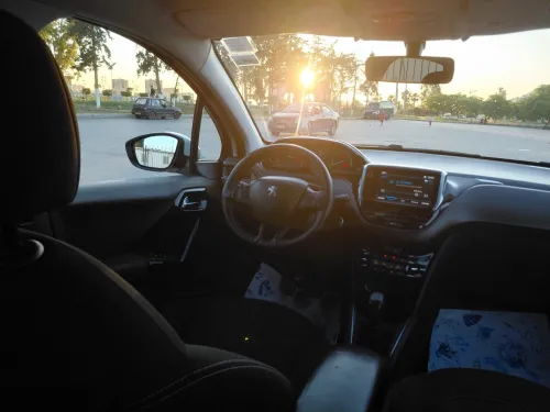 Peugeot 208 2019 Active Facelift