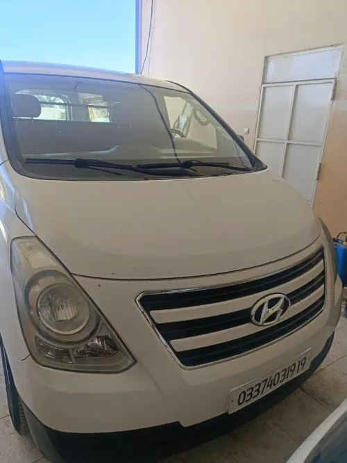 Hyundai H1 2019 vitré 2P