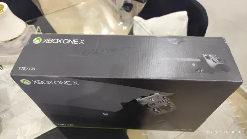 Xbox one x 1To