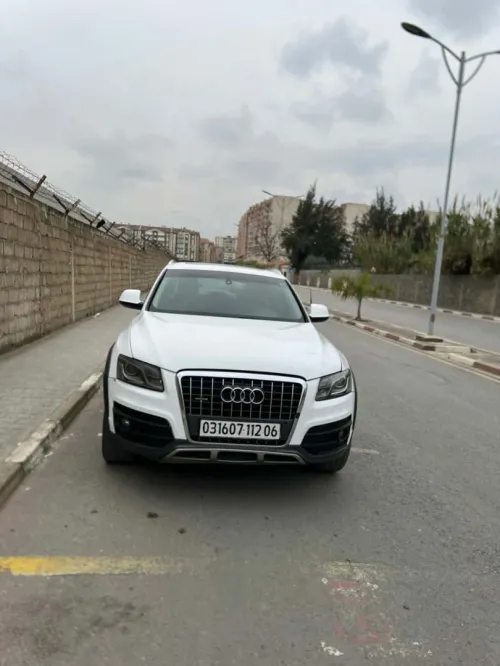Audi Q5 2012 Off Road