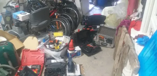 lot variés européen  vélos Trottinette électrique Perceuses tronçonneuses  plus
