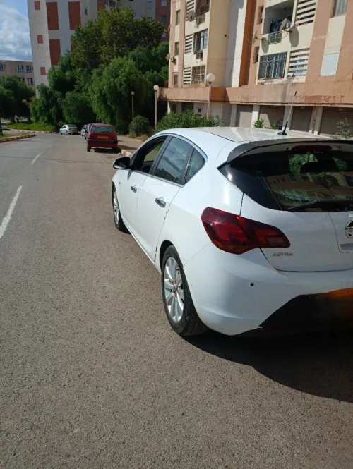 Opel Astra 2012 Astra