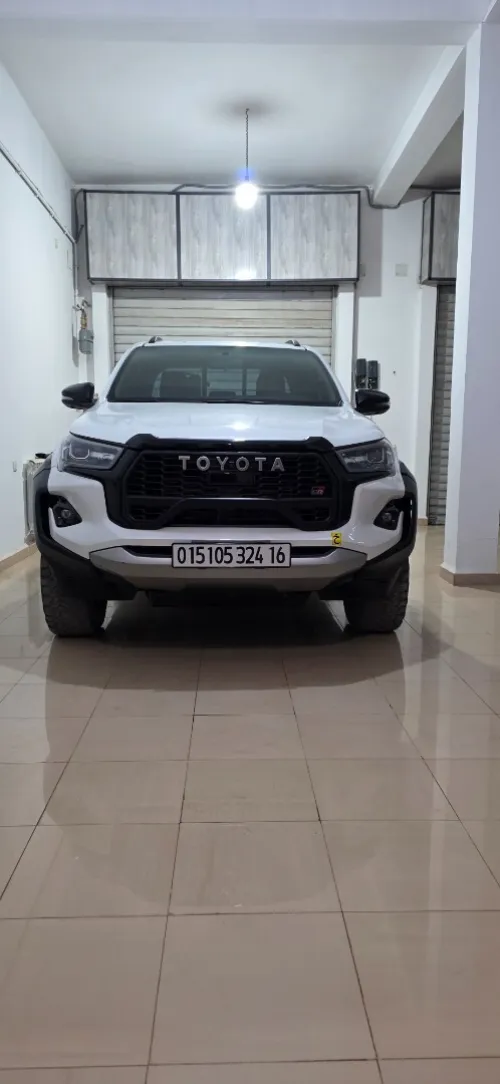 Toyota Hilix 2024 GR