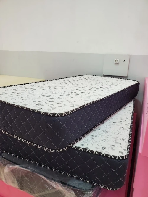 Matelas orthopédique  et mouss