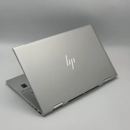 Laptop HP Envy 15 tactile et convertible x360