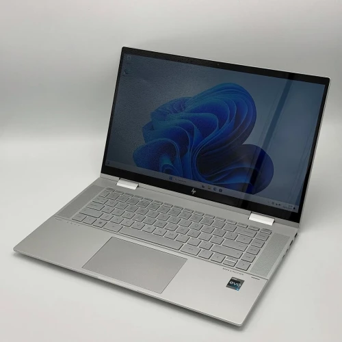 Laptop HP Envy 15 tactile et convertible x360
