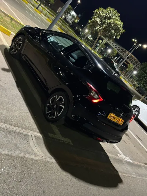 Nissan Micra 2022 Visia +