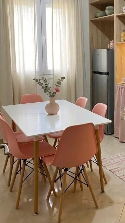 Table avec 6 chaise