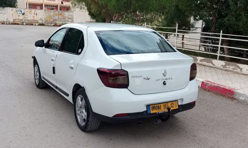 Renault Symbol 2015 Extrême