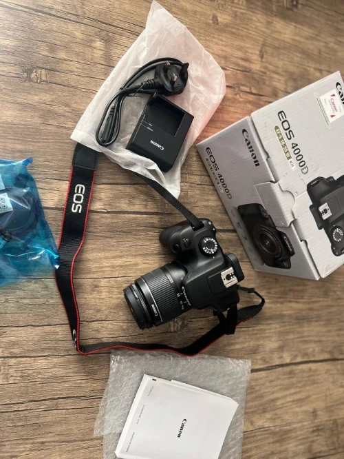 Canon EOS 4000D  Neuf à vendre !