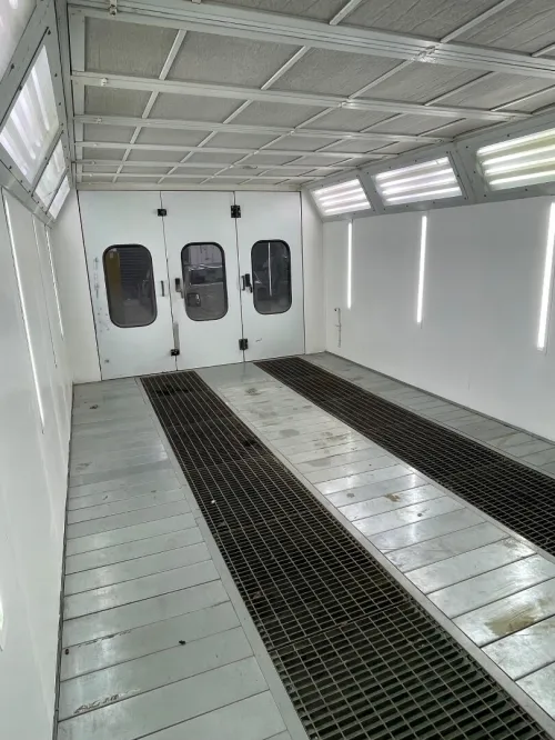 Cabine de peinture (Four)