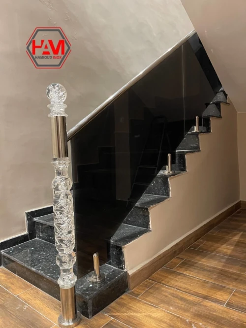 Rampe d'escalier inox en verre 