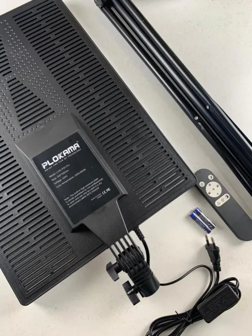 Panneau RGB et LED Fill Light 80W PLOKAMA LIVE-P24 Pro  Lumière Professionnelle