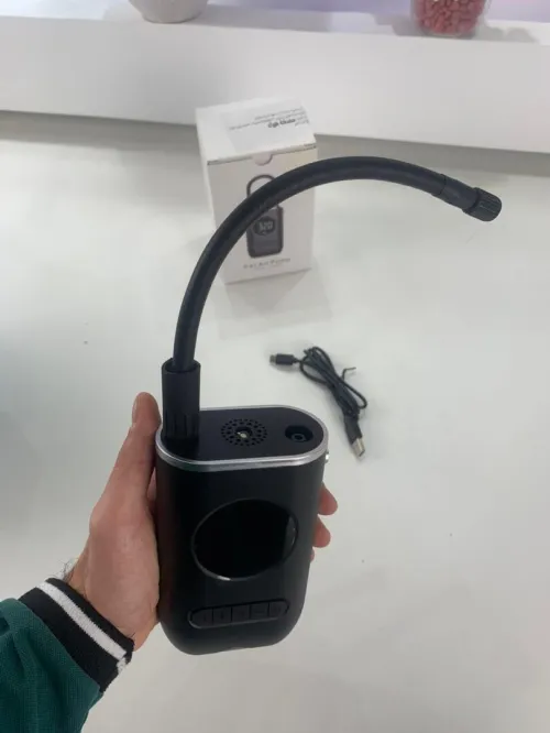Compresseur d'Air Portable 150 PSI avec Lampe LED  منفاخ هواء محمول مع إضاءة