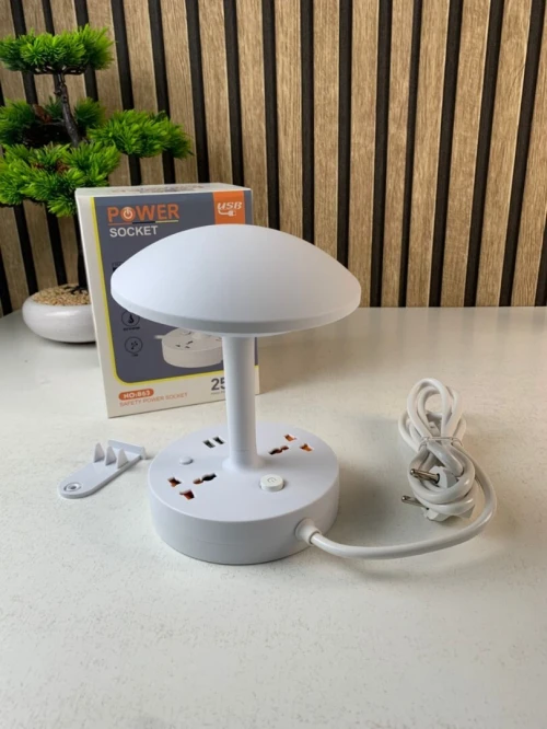 Lampe de Bureau Multifonction avec Multiprise 2500W et USB à intensité variable 3 couleurs