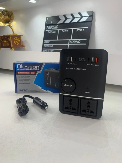 Onduleur de voiture USB Type-C Olesson 1661 220V/200W  محول التيار الكهربائي في السيارة