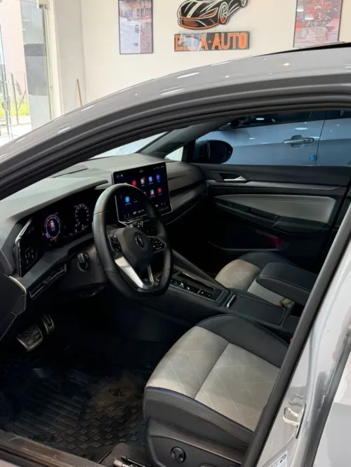 Volkswagen Golf 8.5 2025 Rline