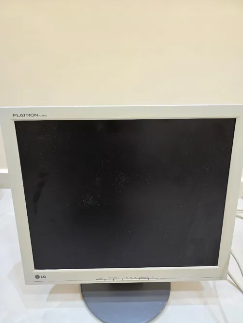 Écran LG 19 pouces