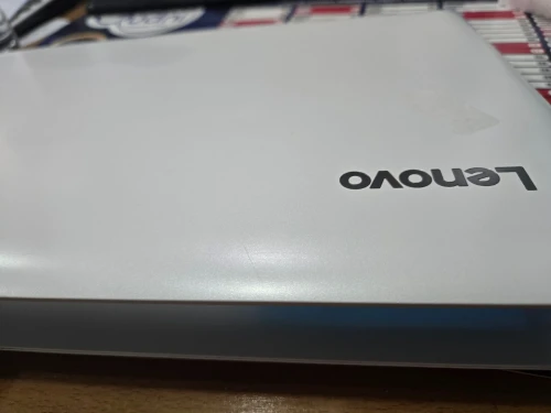 Lenovo ideapad 320 I3