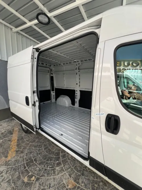 Peugeot Boxer 2025 