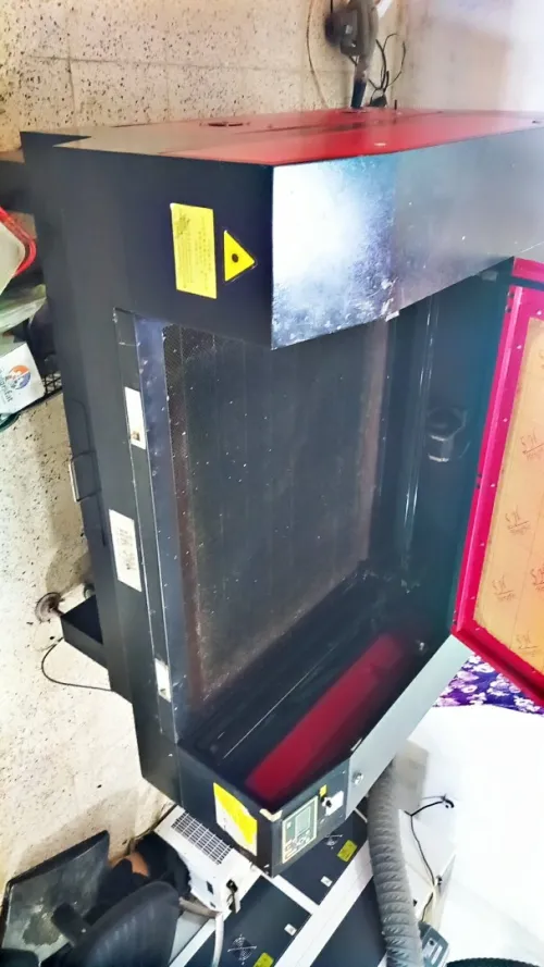 Machine a laser